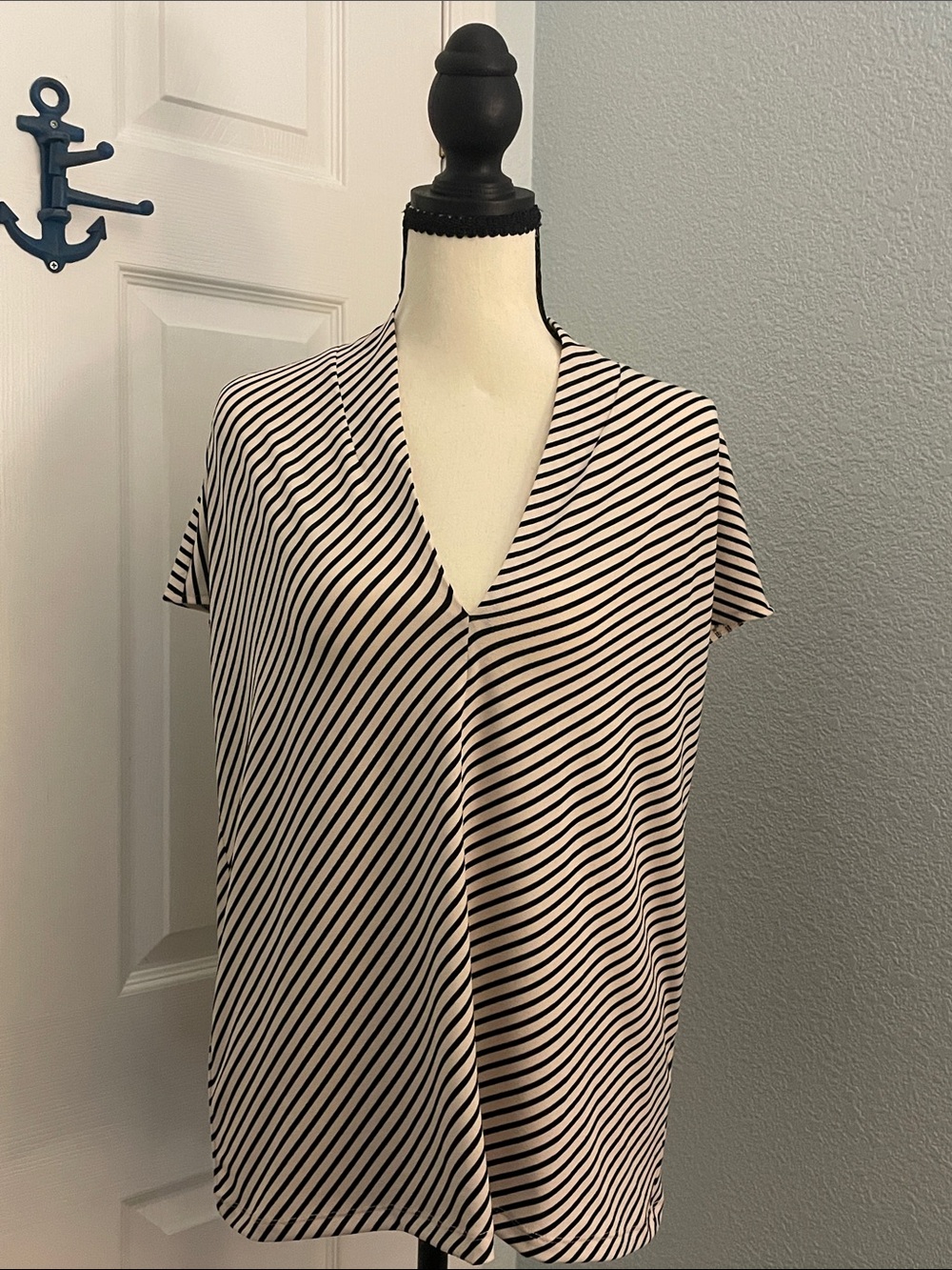 H&M Striped V-Neck Short Sleeve Top - Cream & Black